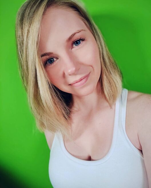 Happy Monday! Finishing Mass Effect 1 for the first time EVER tonight on Twitch!