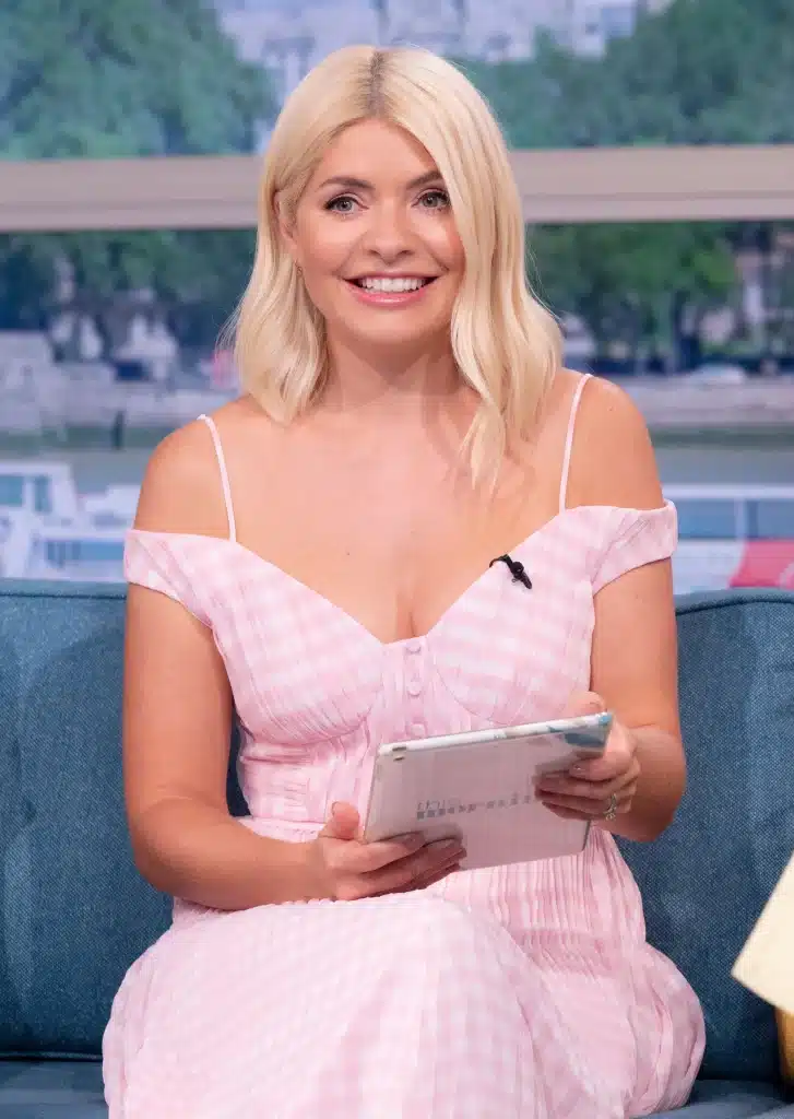 Holly Willoughby nice dress