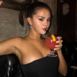 Selena boob vein 4